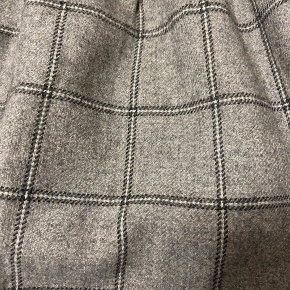 Forever 21 Wool Blend Gray Plaid Pencil Skirt - Picture 7 of 10